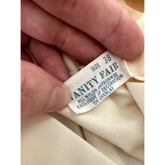 80s Vintage Vanity Fair Pajama Set Size 38 Cream Short Sleeve Top Long Pants - Picture 8 of 13